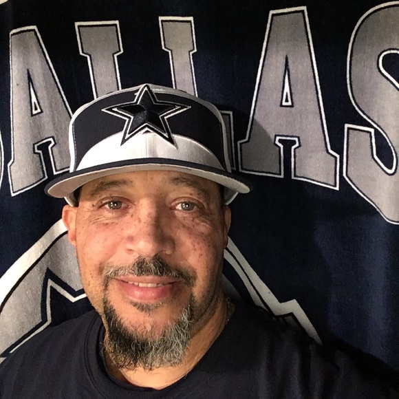 Meet your Posher, Sean - Picture 1 of 1